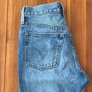 Levi 501 skinny jeans size 25!